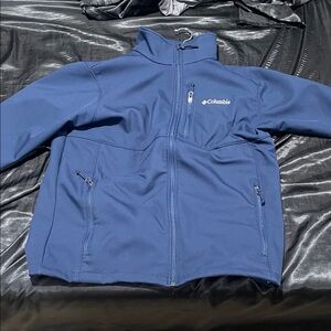 Columbia Men's Performance Jacket in Blue